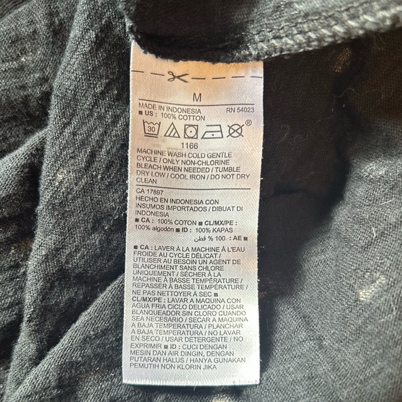 Old Navy Long sleeve t-shirt polka dots - Picture 4 of 5